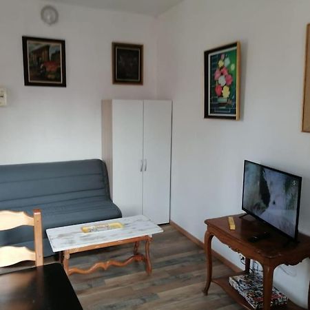 S2 Studio A Courtenay Proche Commerces Courtenay (Loiret) Exterior foto